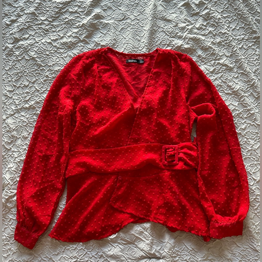 Long sleeves red blouse
